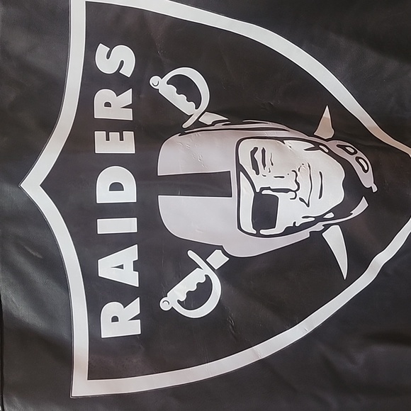 NFL Raiders Bomber Jacket Size Large - Picture 9 of 10